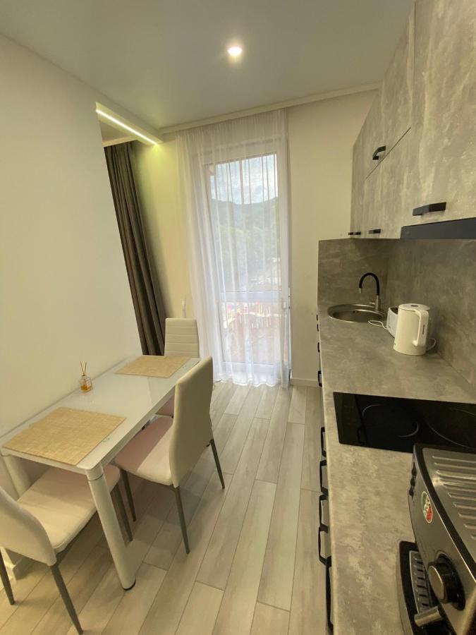 Апартаменти Жк Сонячний Квартал Golubinoye Exterior photo