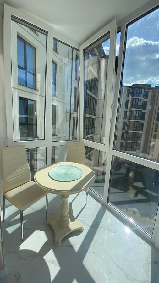 Апартаменти Жк Сонячний Квартал Golubinoye Exterior photo